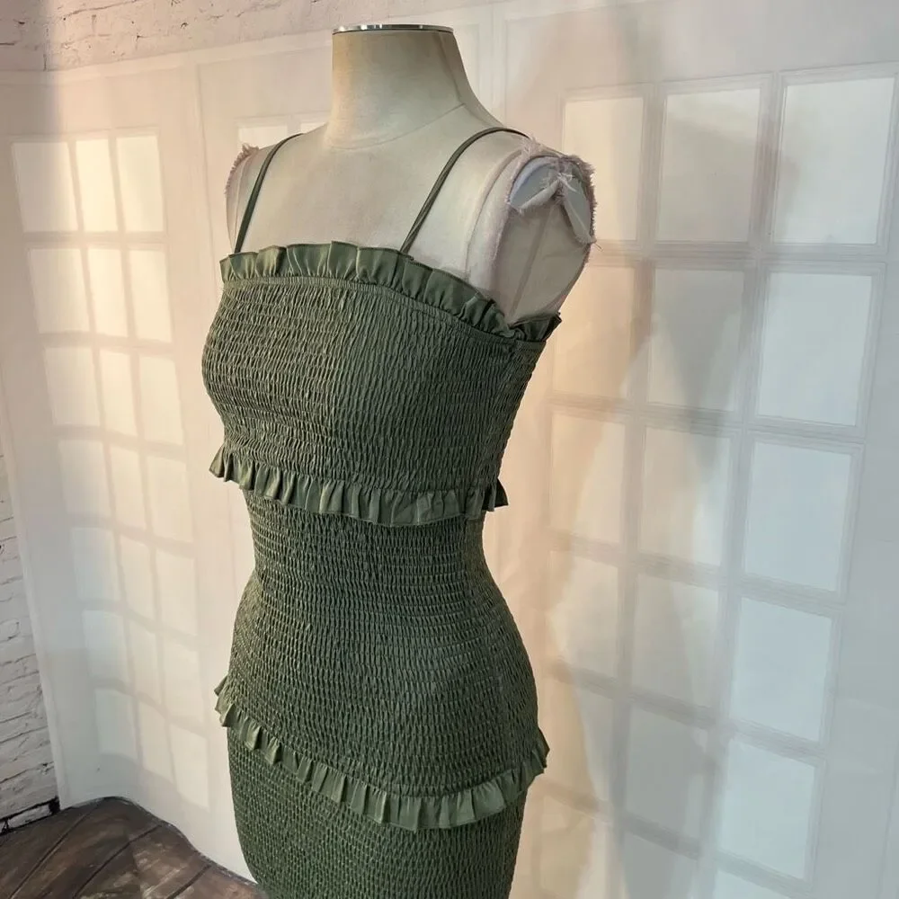 Mable Green Ruffle Smocked Spaghetti Strap Long Tiered Midi Dress Size Small - Picture 2 of 11